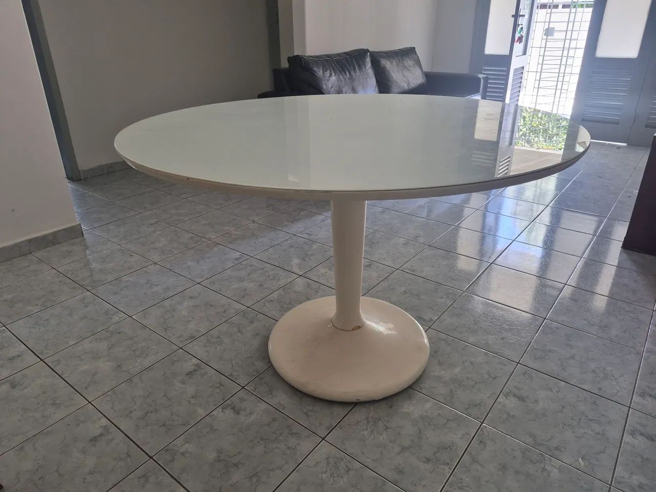 Vendo mesa redonda
