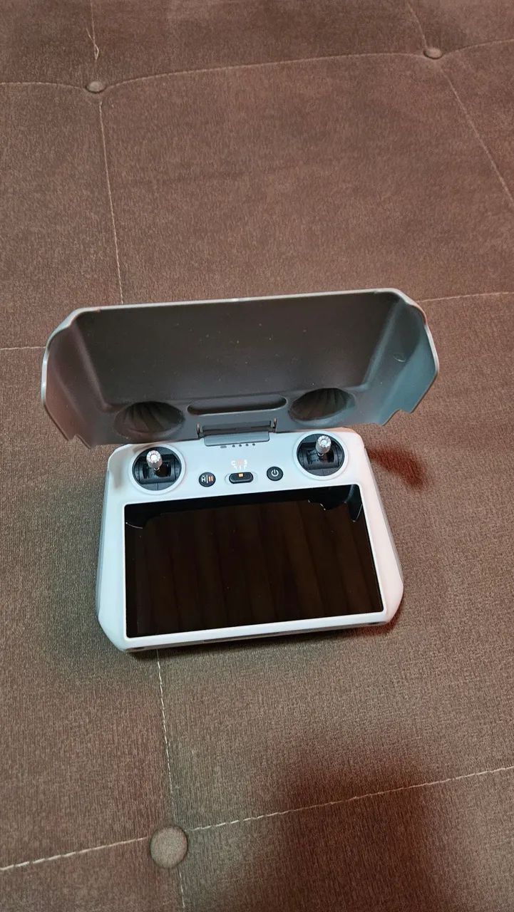 Drone Dji mini 3 Pro c/ controle RC + combo fly more bateria 45 min - Foto 5