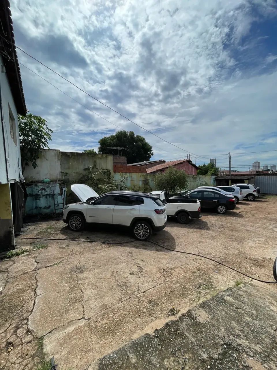 Imóvel Comercial, com casa e barracão, em Terreno de 1.004 m²  Bairro Poção | Cuiabá - Foto 2