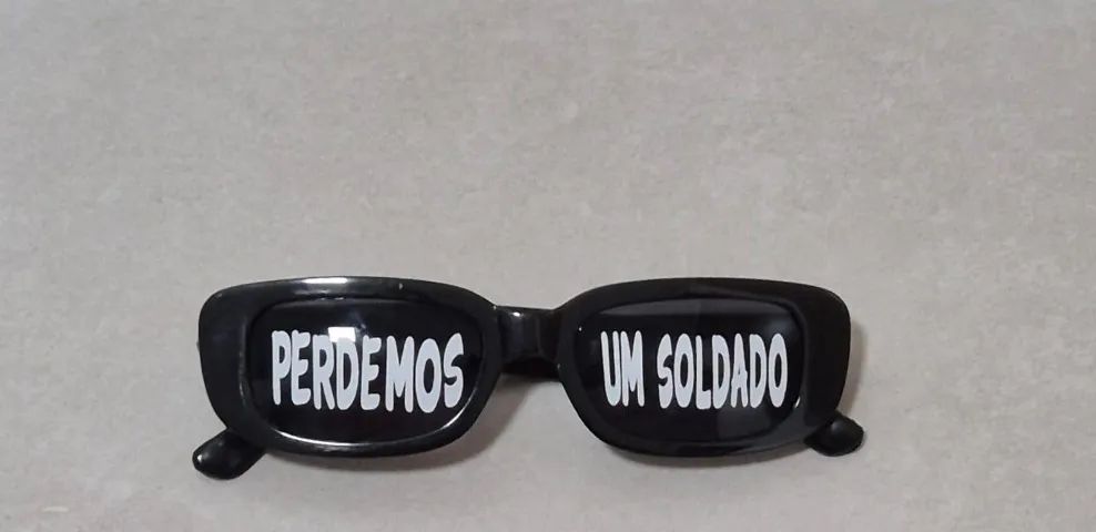 Óculos Perdemos um Soldado