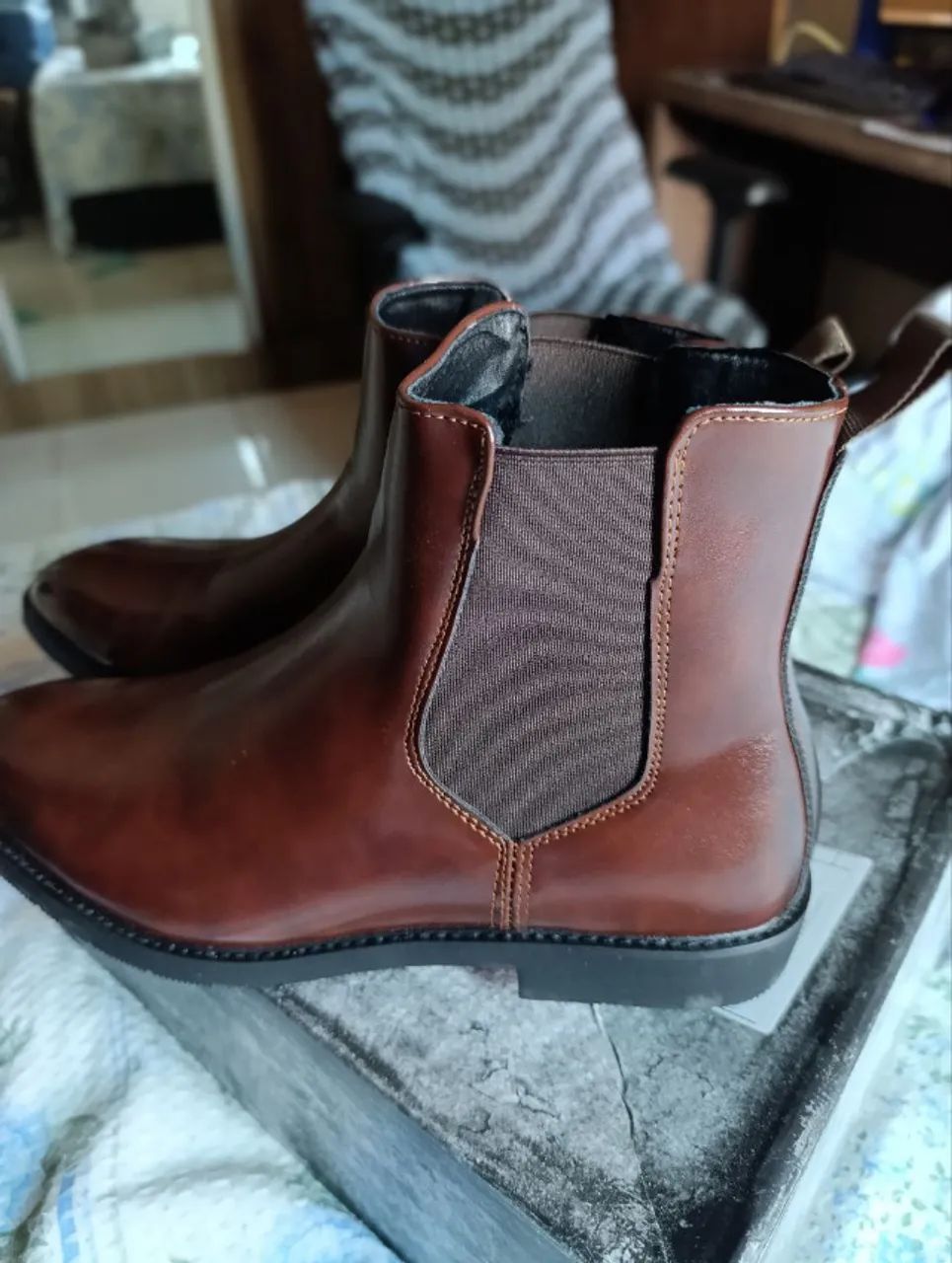 Botas Chelsea Marrom  - Foto 3