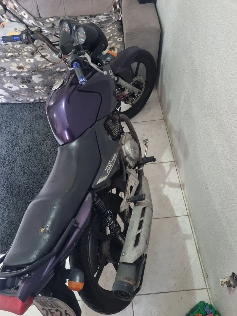 Moto FACTOR 125 - Foto 2