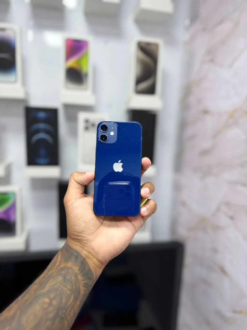 IPHONE 12 MINI 64GB AZUL - Celulares e Smartphones - Taguatinga