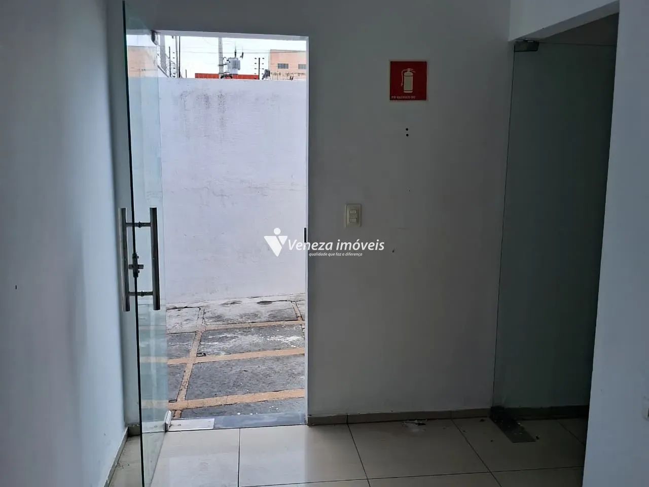 Prédio Comercial Dúplex no Bairro Centro Norte para aluguel - Foto 4