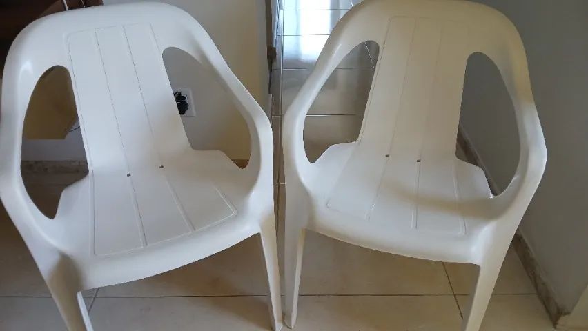 Cadeiras de plástico de braço branca  - Foto 5