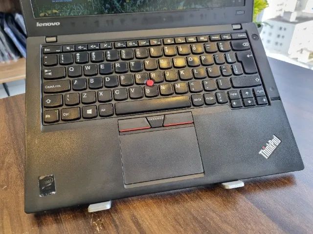 Notebook Lenovo ThinkPad X250 - Core i5 | 5ª geração | 240GB SSD