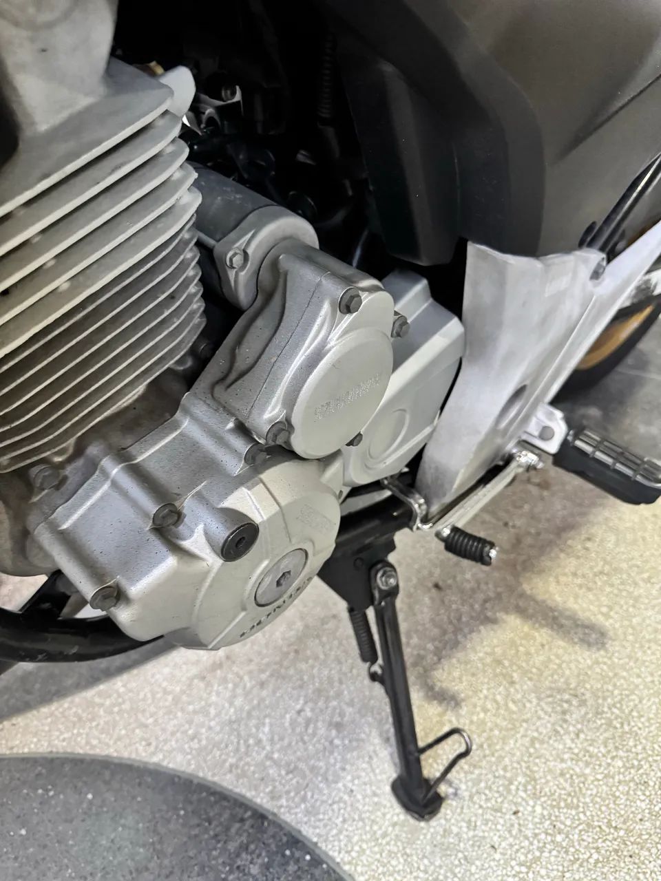 ? HONDA CB 300R 2015 - ABS - Foto 4