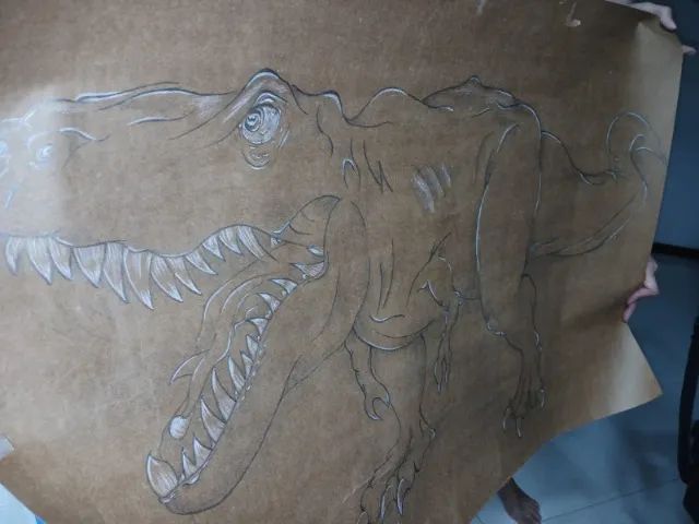 EMFEITE DE FESTA DE ANIVERSARIO DINOSSAURO REX MURAL IMITA PEDRA