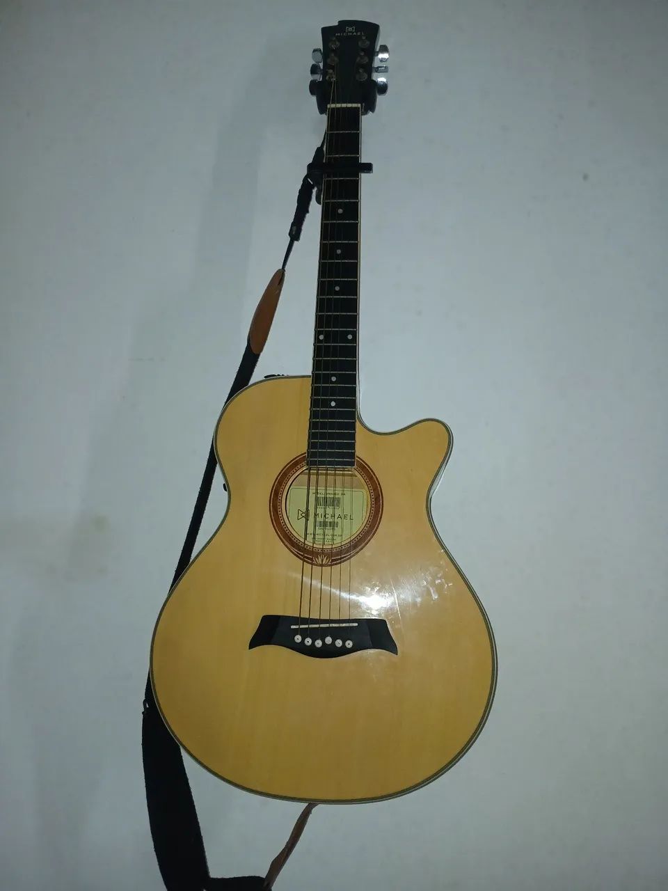 Violão elétrico 