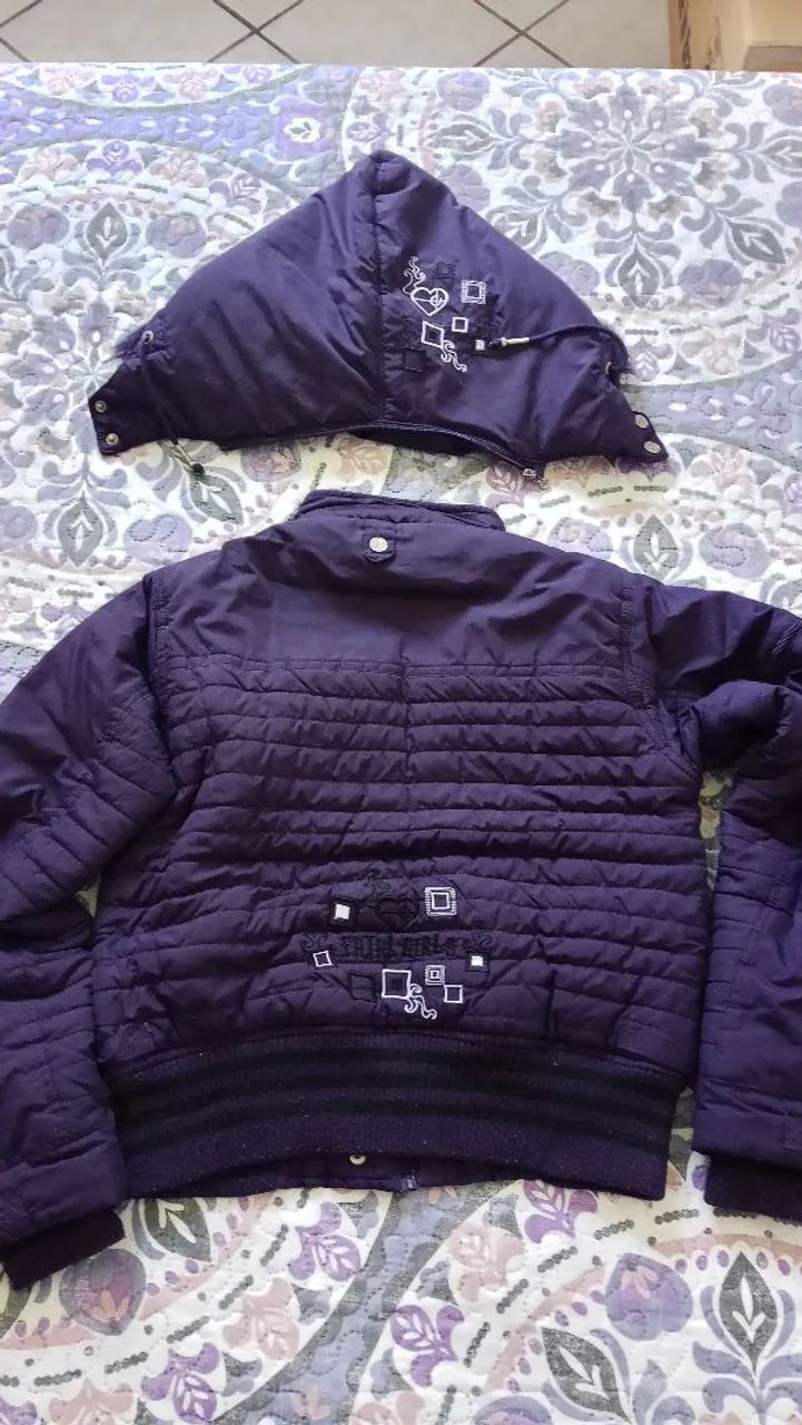Jaqueta de Frio acolchoada Nova - Foto 2