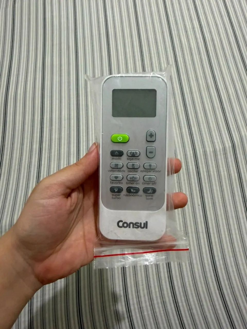 Ar condicionado Consul, 9000 btus bivolt e guarda-roupas - Foto 3