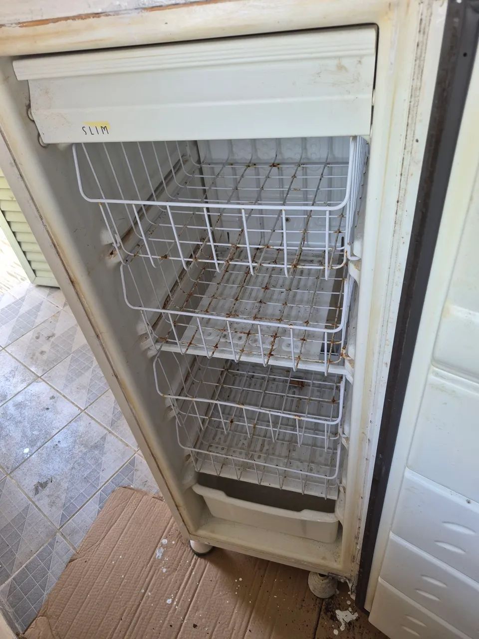 Freezer vertical consul 240 litros - Foto 3