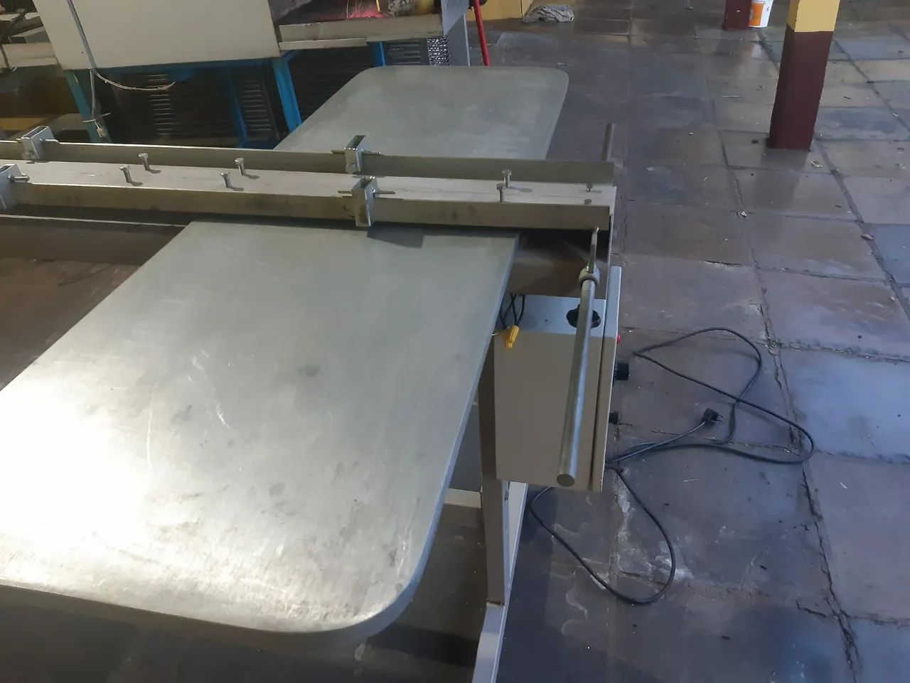 Mesa térmica para serigrafia 12 berços alumínio