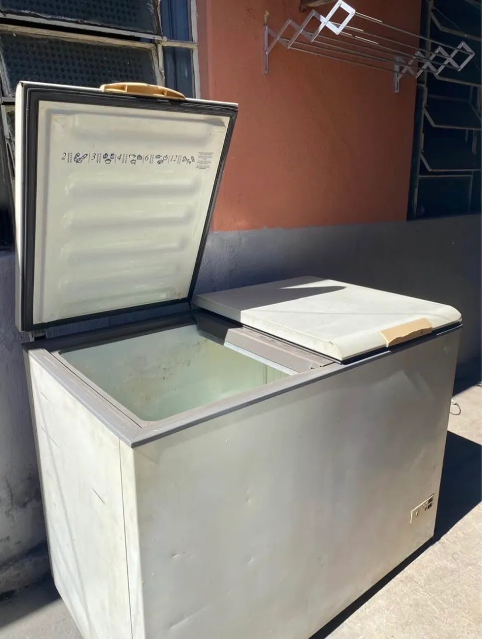 Freezer horizontal Cônsul 