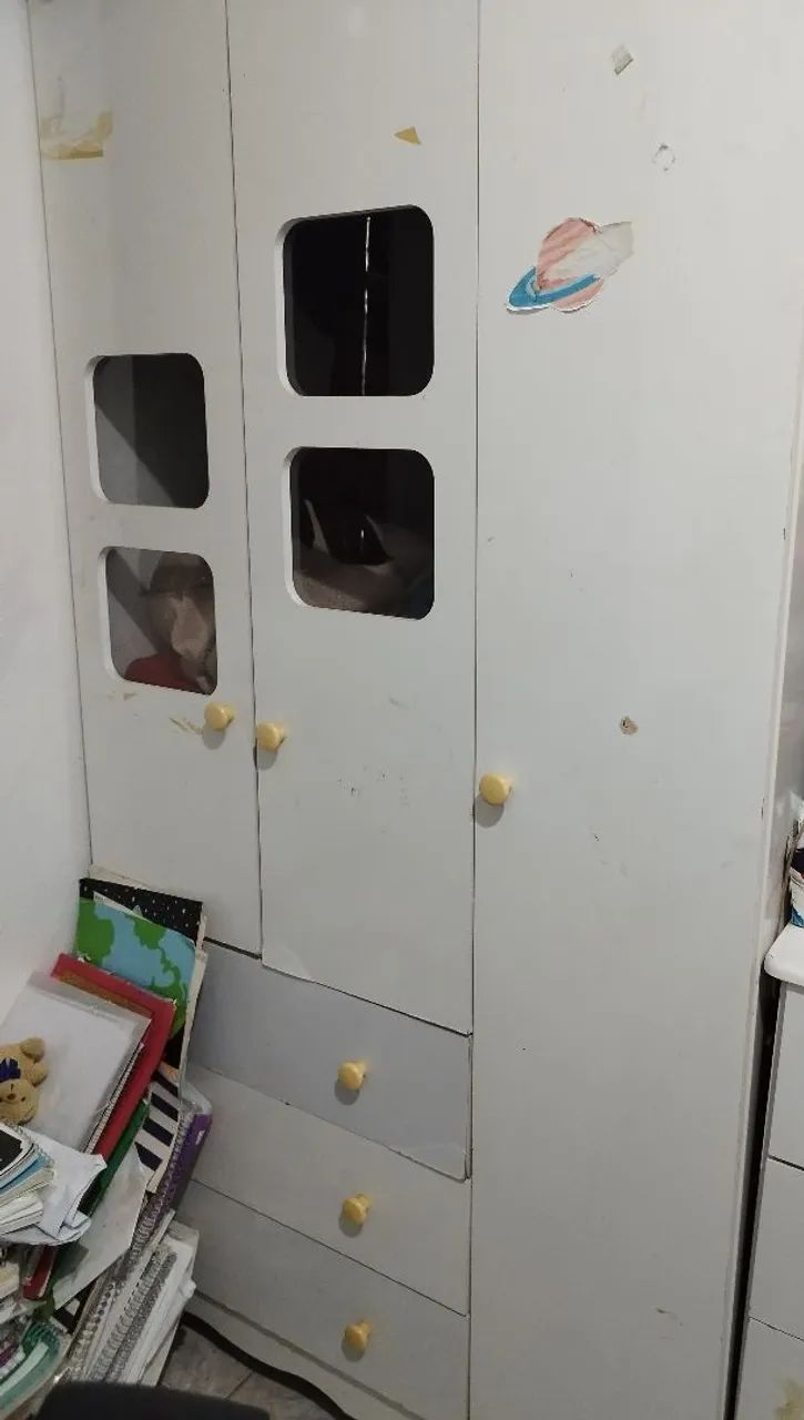 Guarda roupa infantil 