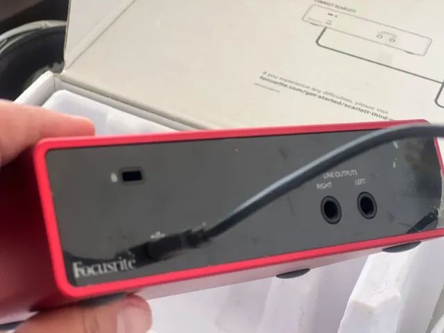Interface Focusrite 2i2 3 ger - Foto 3
