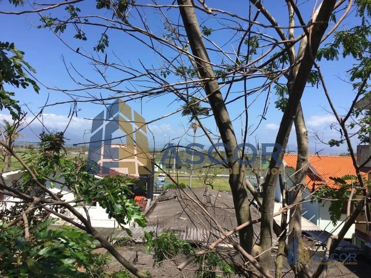 Casa com 3 dormitórios 360 m² -Costeira do Pirajubaé - Florianópolis/SC - Foto 2