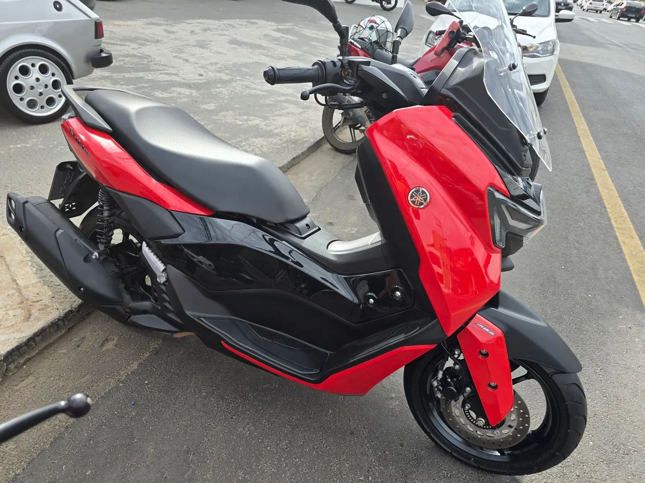 YAMAHA NMAX AUTOMÁTICO  - Foto 4