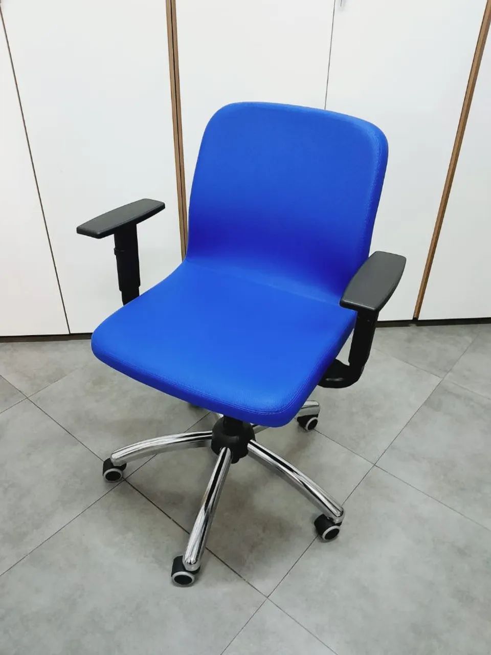 Poltrona Diretiva Azul