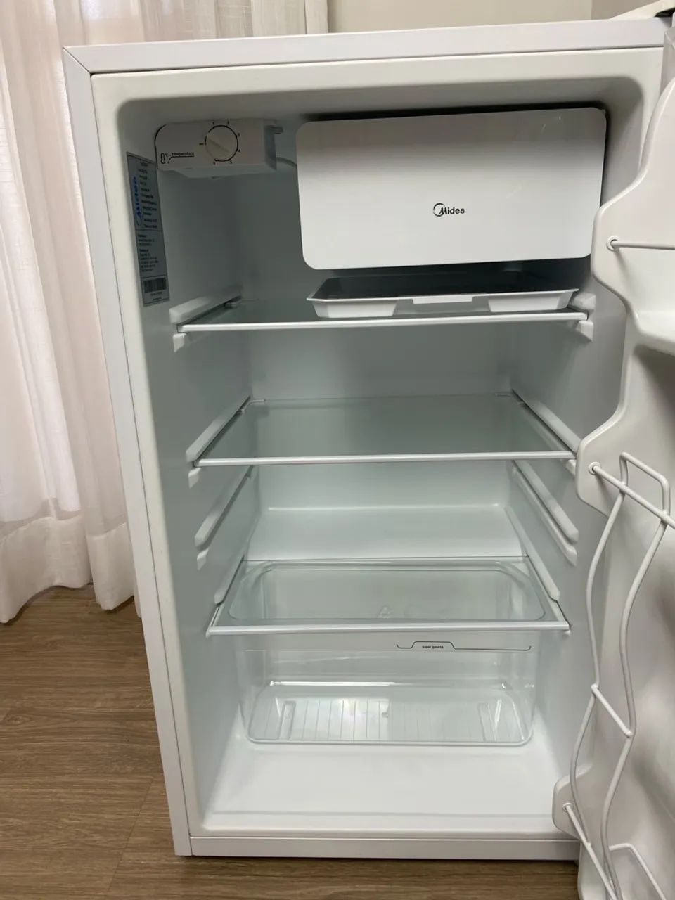 Frigobar MIDEA 124 litros Branco - Foto 2