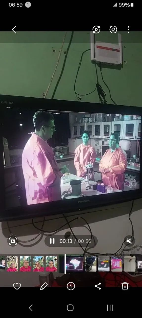 Vendo TV Panasonic 32 polegadas para concerto, imagem esverdeada mas funcinando