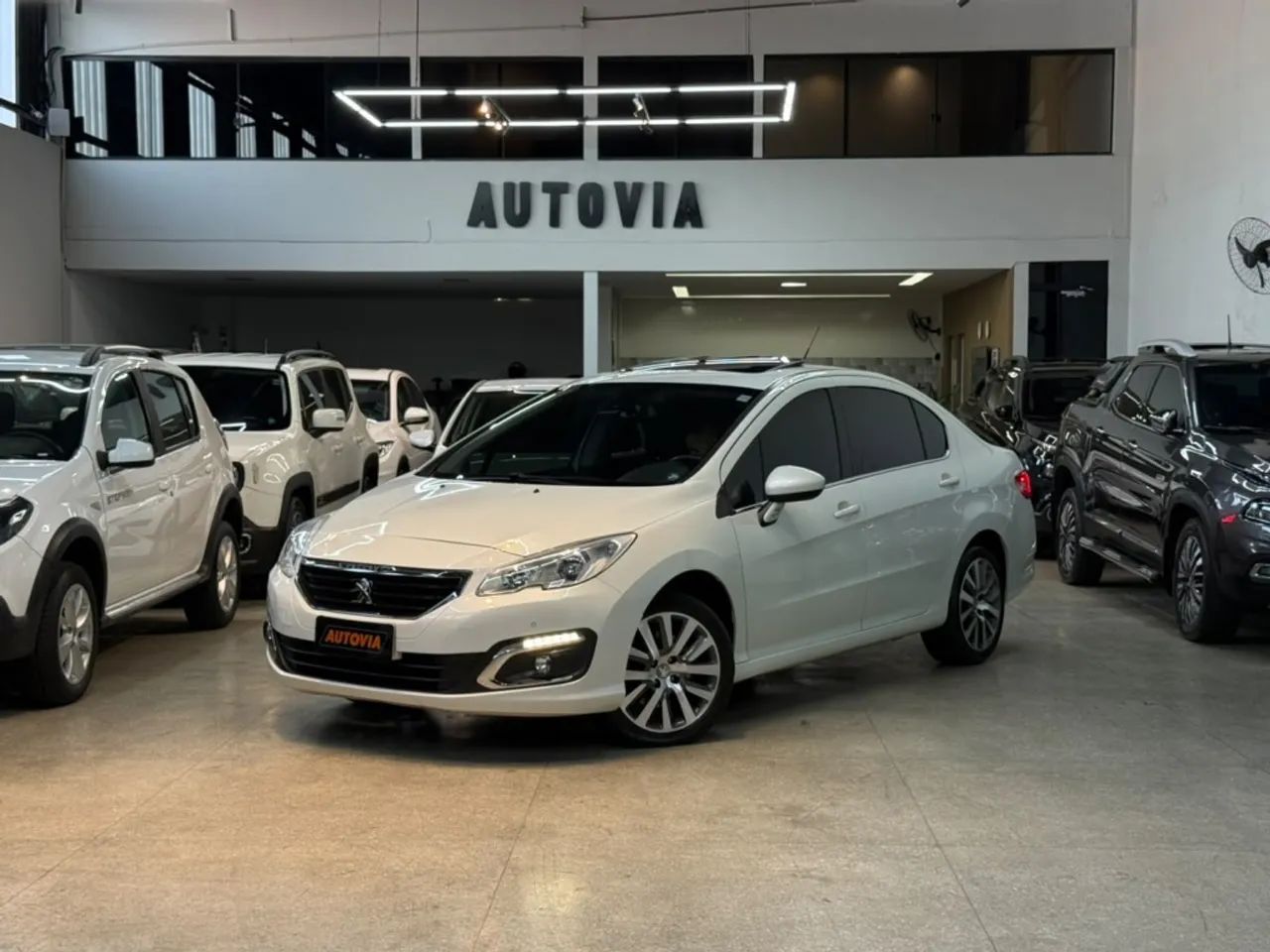 Peugeot 408 2016