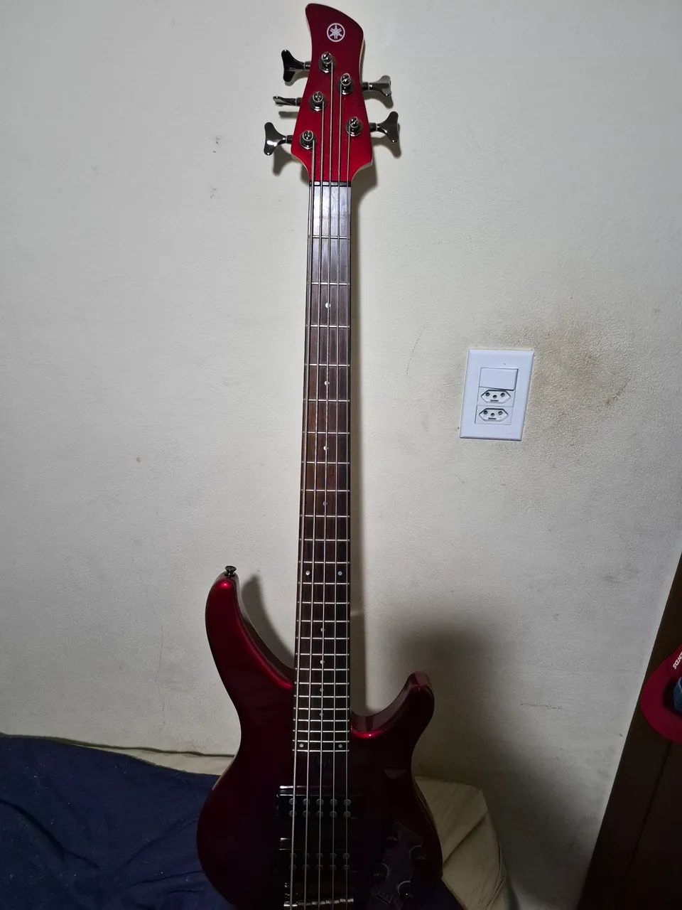Contrabaixo yamaha Trbx 305  5 cordas - Foto 5