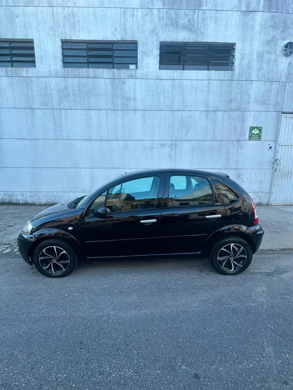 Citroën C3 C3 Exclusive 1.4 Flex 8V 5p 2011