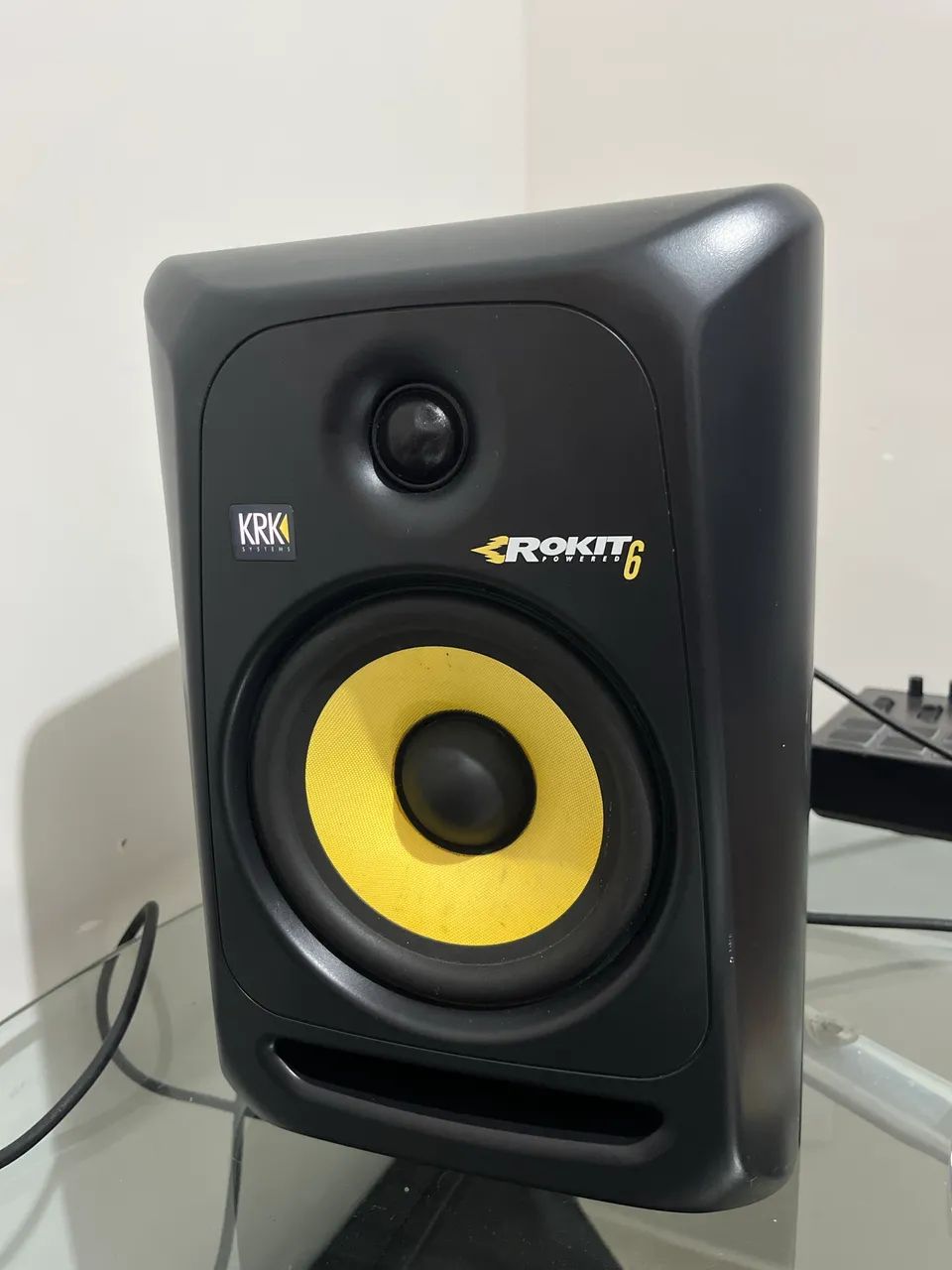 MONITOR DE AUDIO - KRK G3 6"