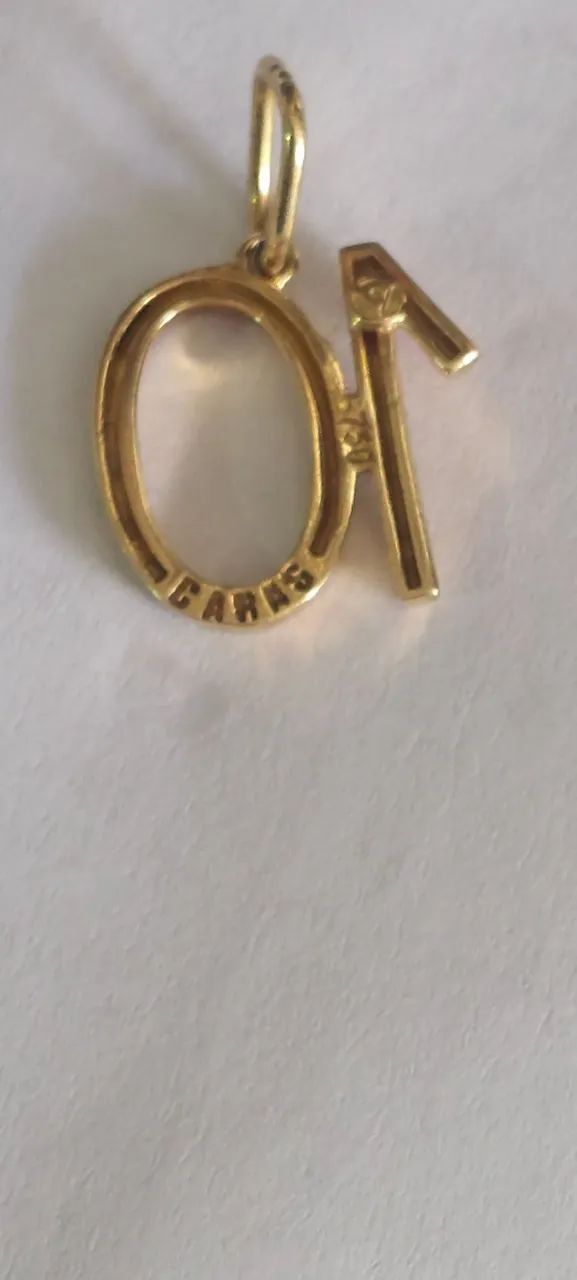 Letra em ouro número 10 vivara - Foto 4