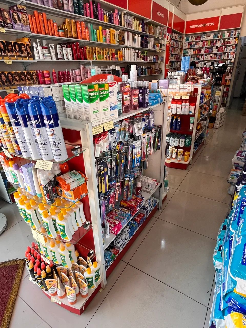 Móveis para Farmacia, estrutura completa!!65590985607298121