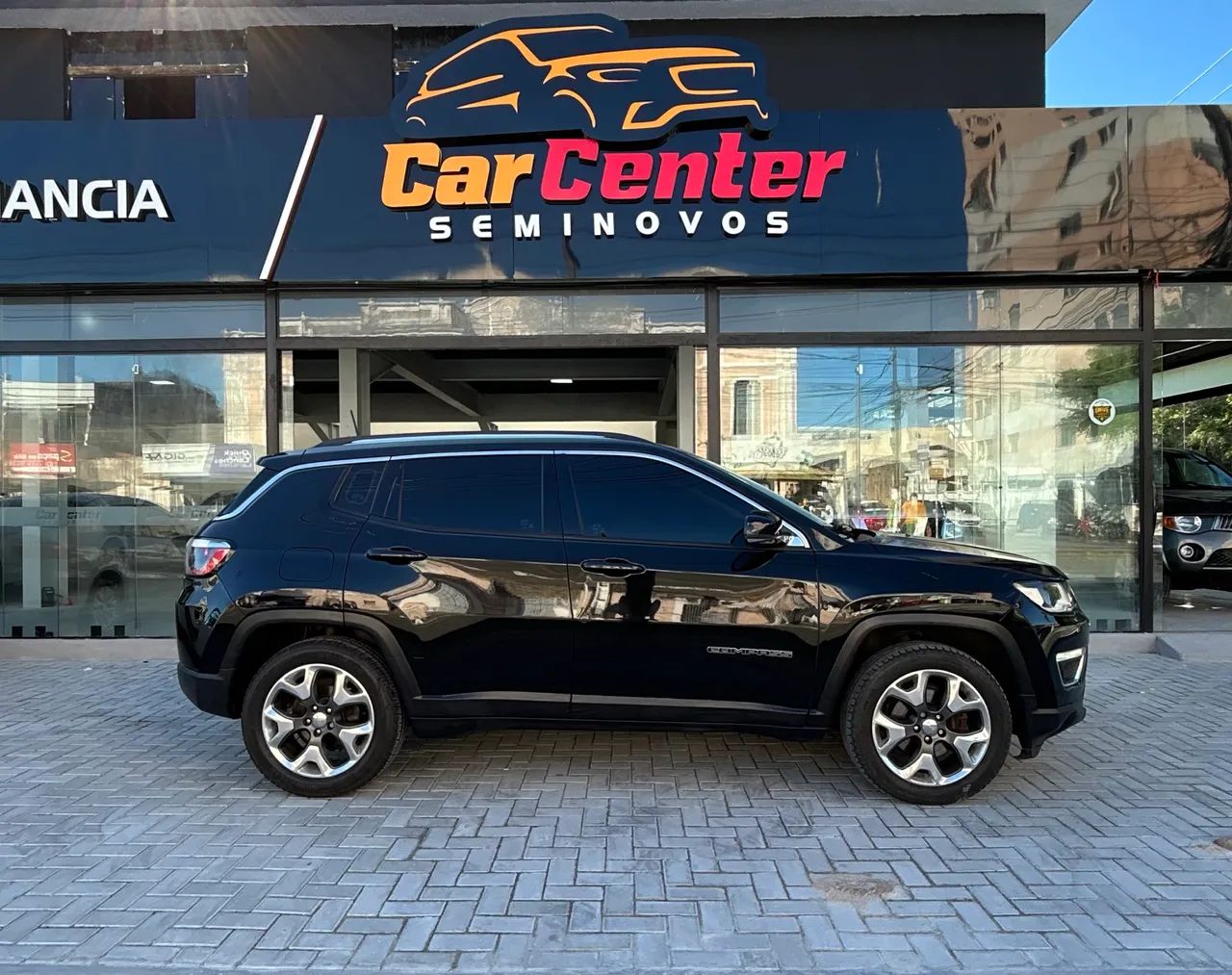 Jeep Compass Limited 2.0 4X2 Flex 16V Aut. 2017 - Foto 2