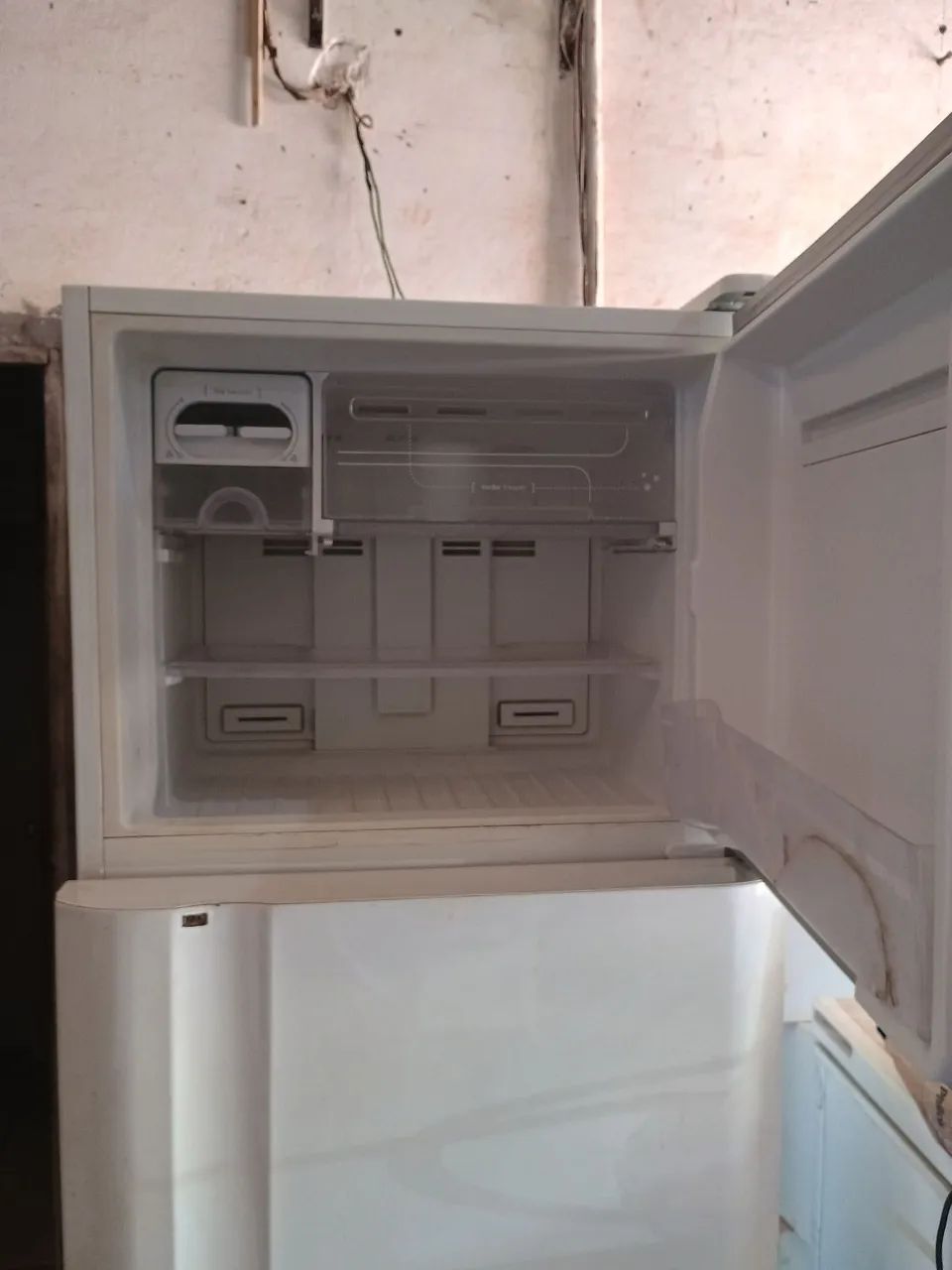 Geladeira Eletrolux  - Foto 4