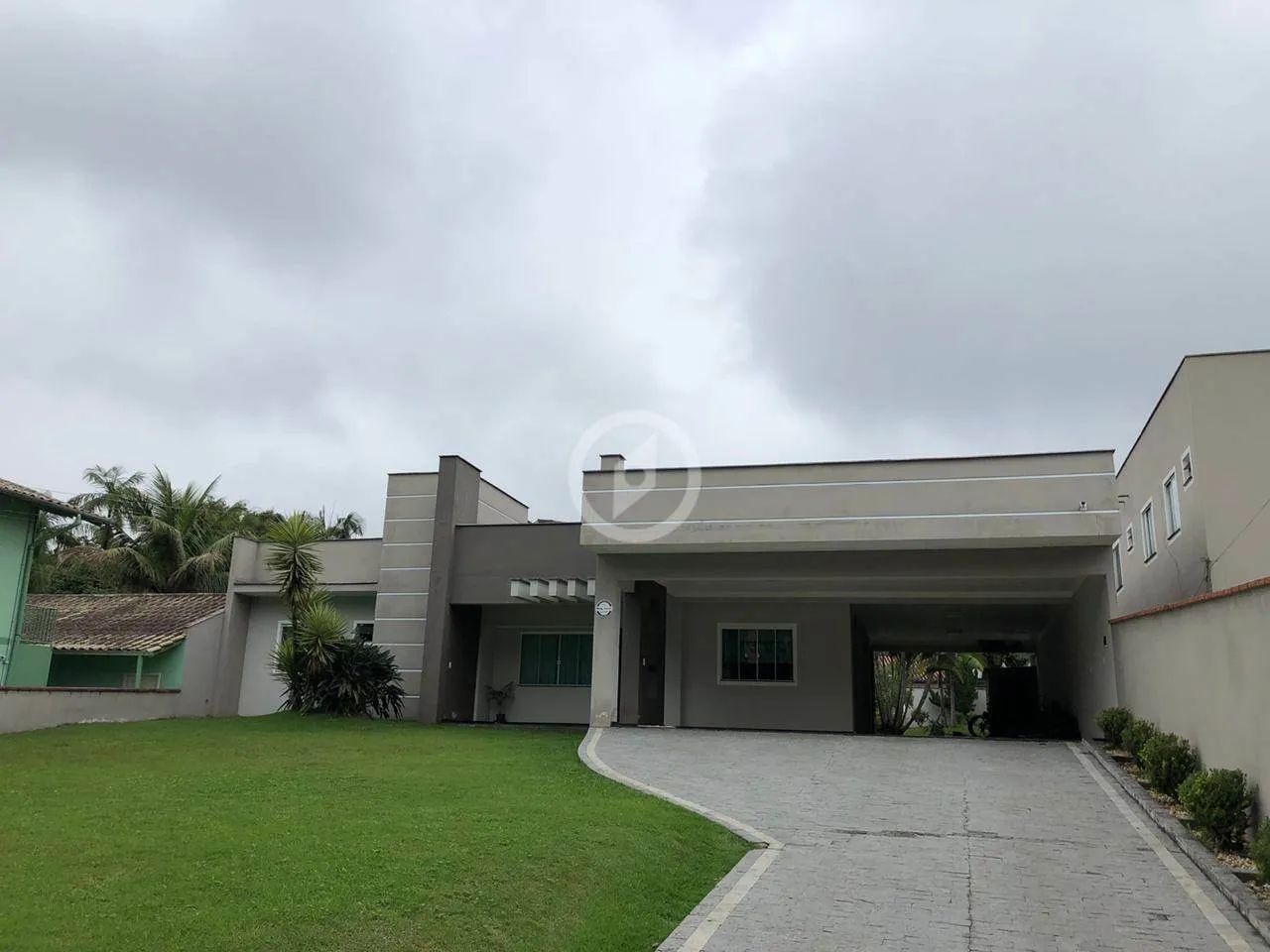 Casa Alto Padrão com piscina! - Foto 2