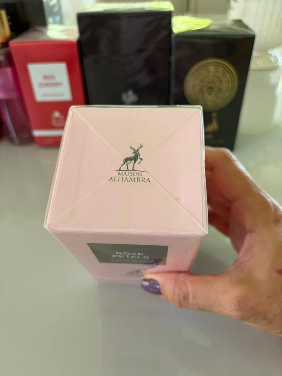 Perfume feminino Rose Petals Eau de Parfum. - Foto 2