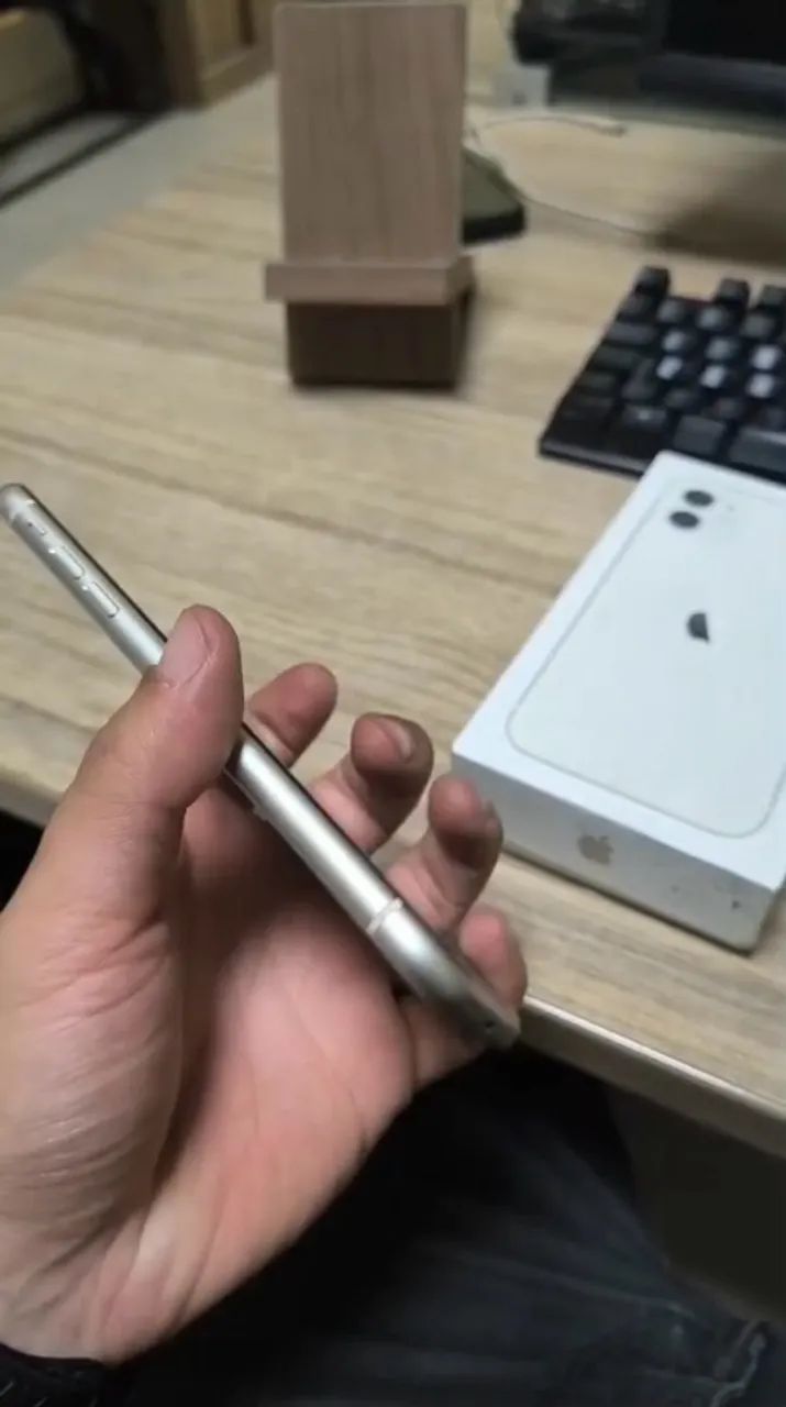 IPHONE 11 - Foto 5
