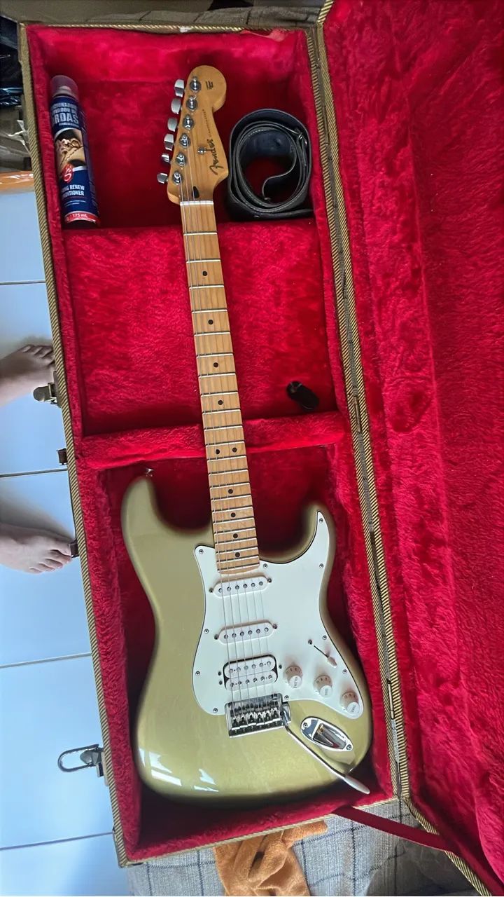 Fender stratocaster player 