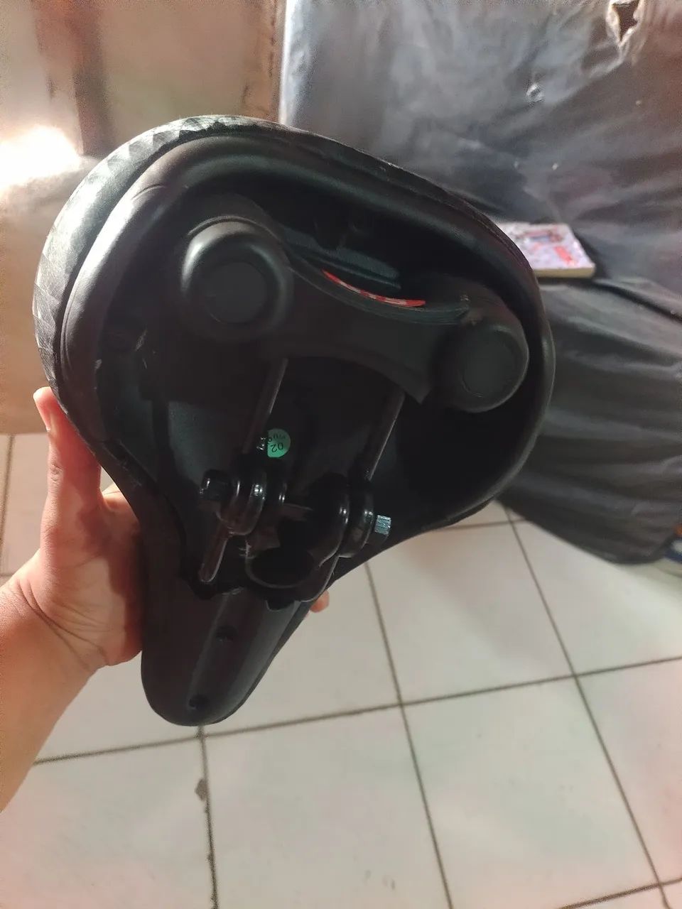 Selim (assento) acolchoado para bicicleta - Foto 5