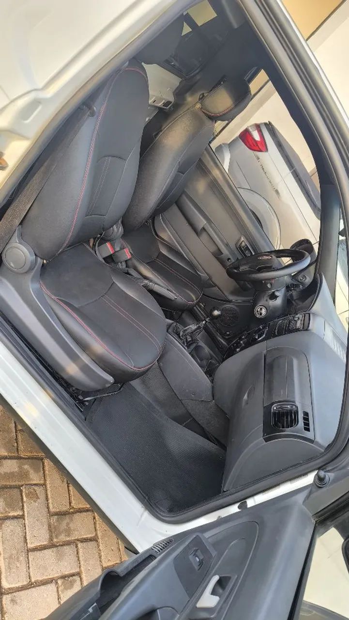 Fiat Strada Working Hard 1.4 Fire Flex 8V CS 2018 - Foto 3