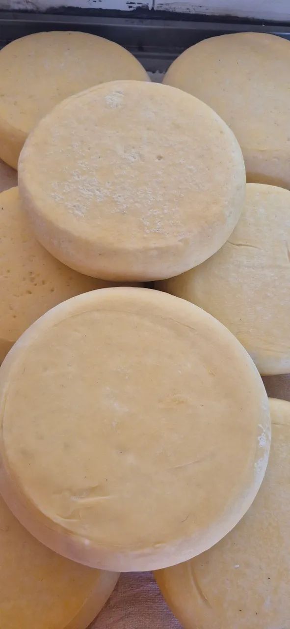 Queijo meia cura 