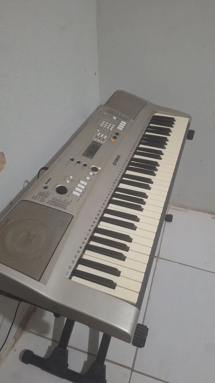 Teclado Yamaha psrE 313  - Foto 3