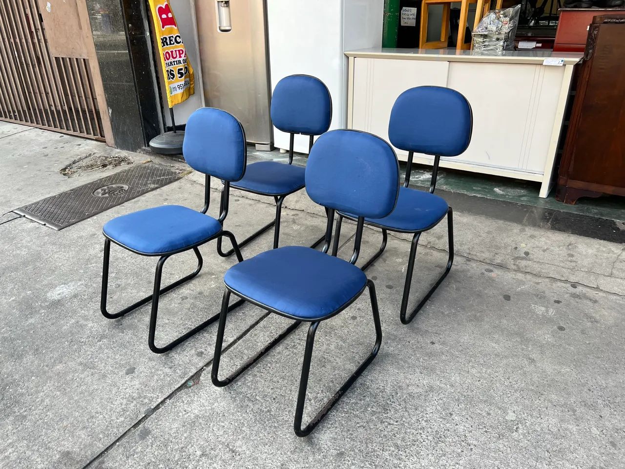 Cadeira de Escritório sem Rodinhas