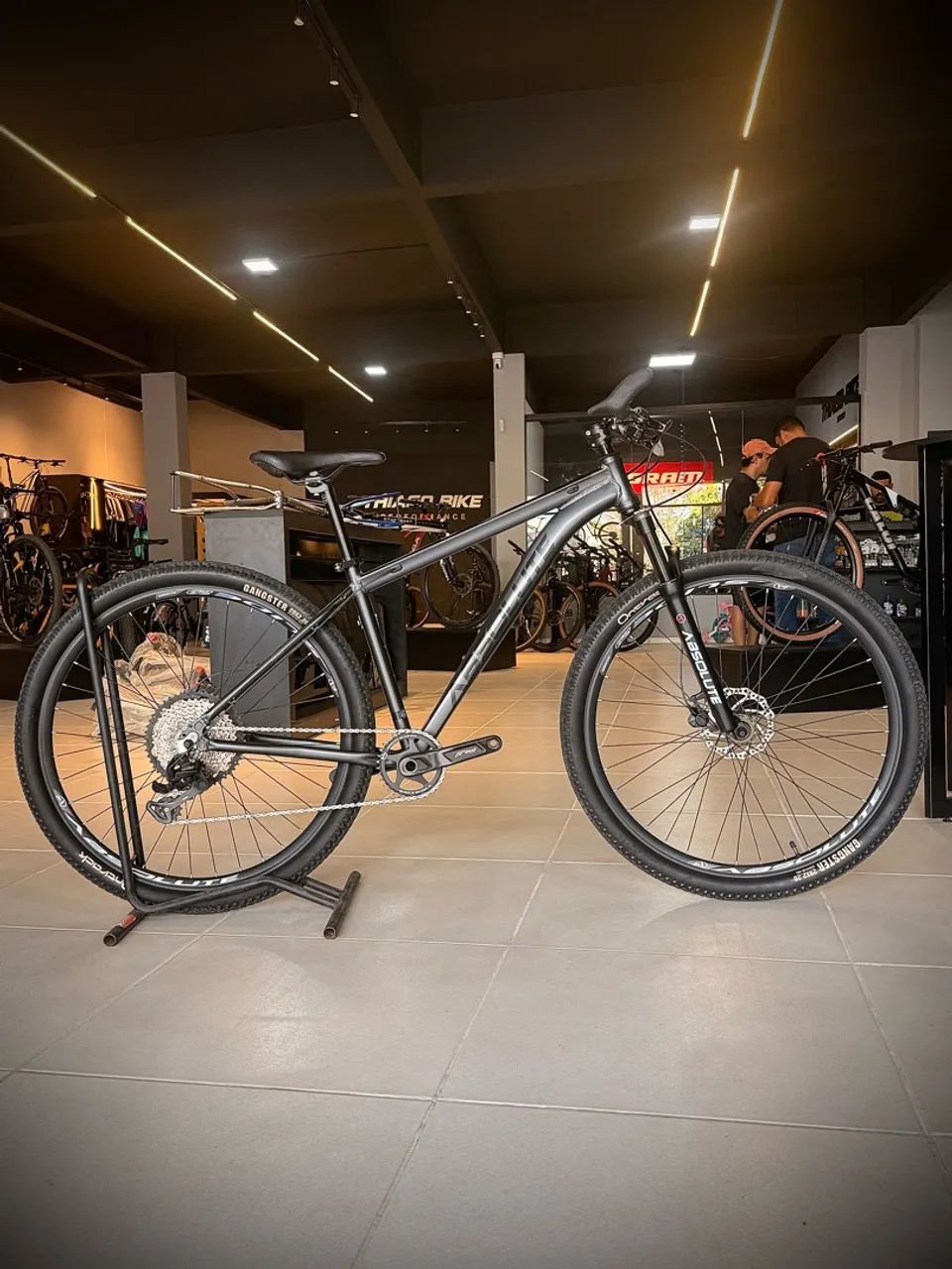 Bicicleta Absolute Seminova