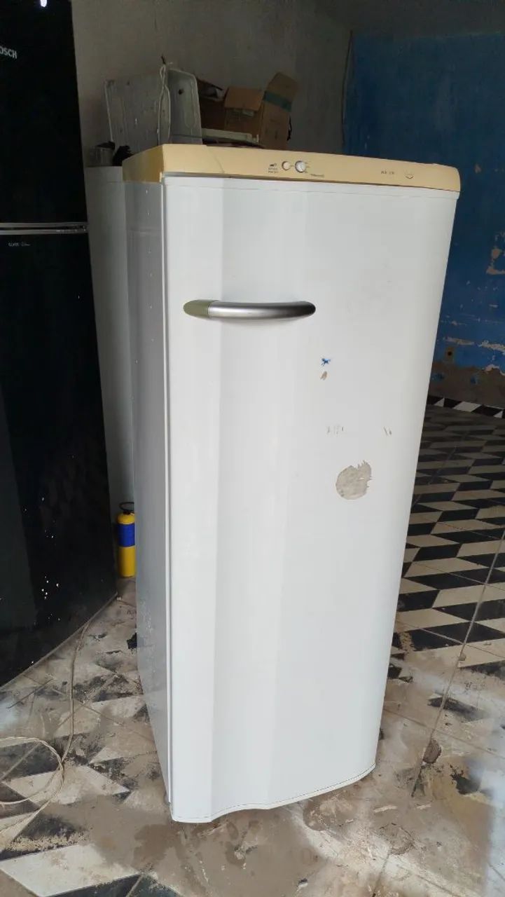 Geladeira Electrolux estado nova