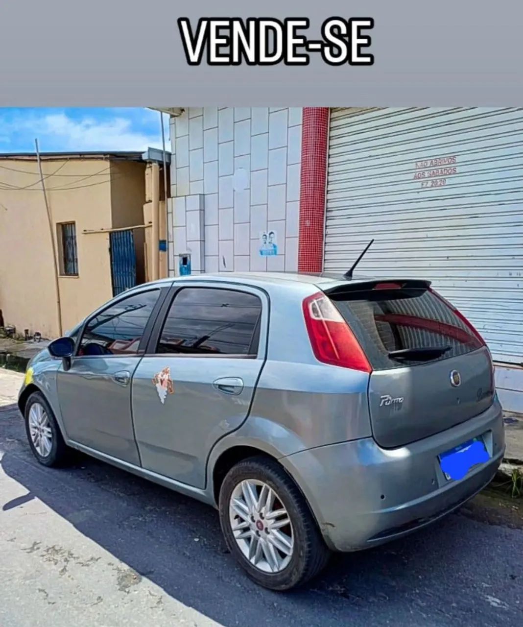 Fiat Punto Punto ESSENCE Dualogic 1.8 Flex 16V 5p 2011