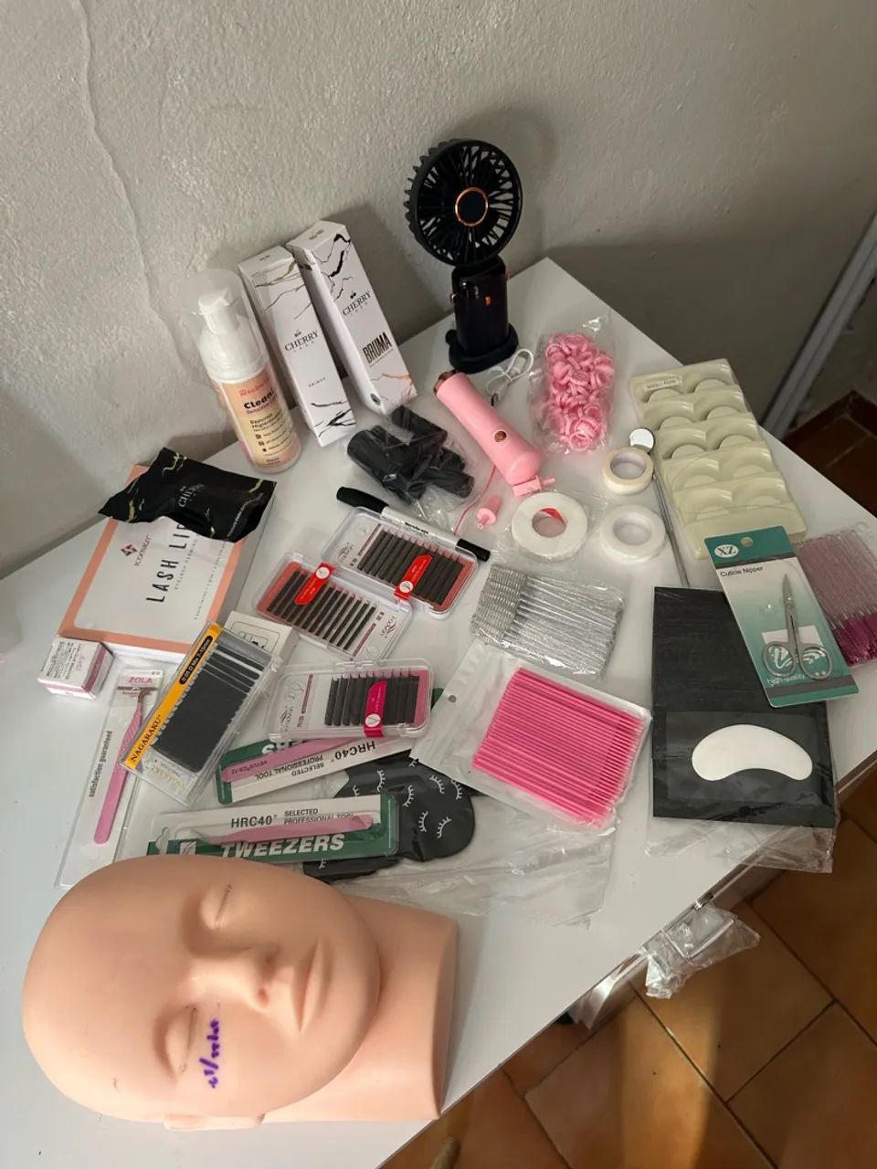 Kit completo para extensão de cílios 