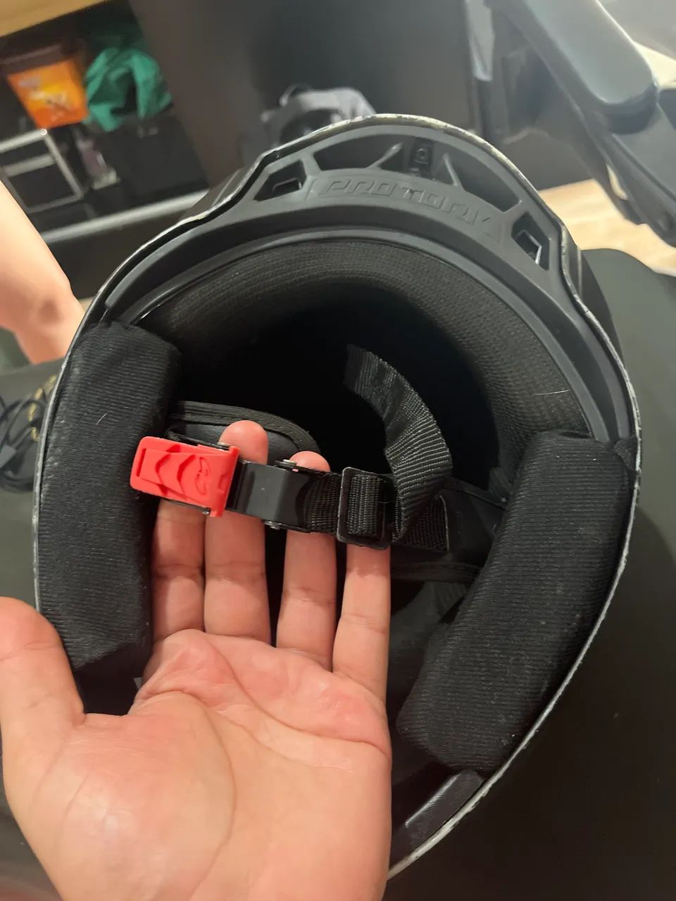 Capacete tork pro tamanho 56