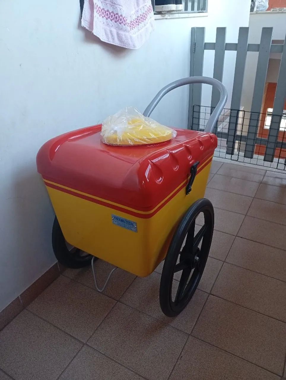 Título: Aluguel de Carrinho de Picolé / Sorvete para Festas e Eventos - Foto 2