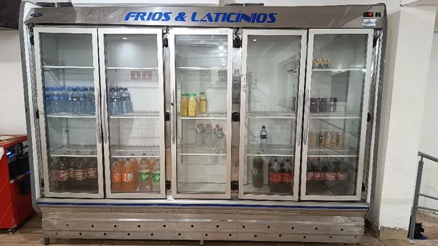 Espositor refrigerado 5 portas 