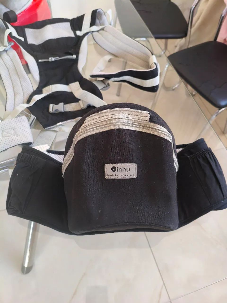 Vendo canguru com banco. - Foto 2